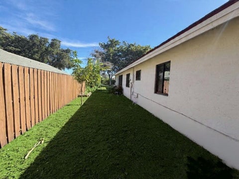 Tiny photo for 1512 NW 93rd Terrace, Coral Springs, FL 33071 (MLS # B26022199)