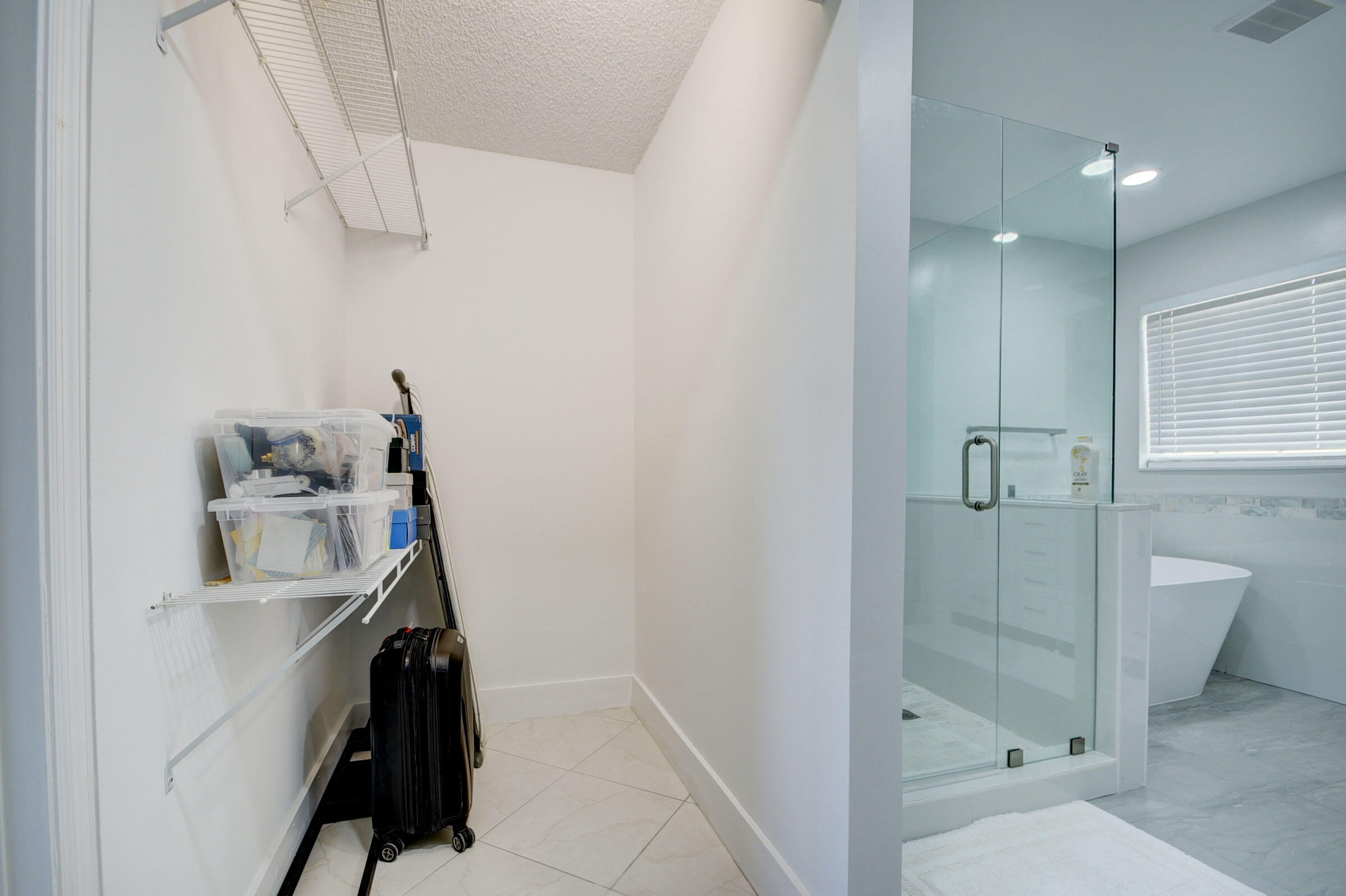 LAKEFIELD OF THE LANDINGS AT WELLINGTON 2B - Residential