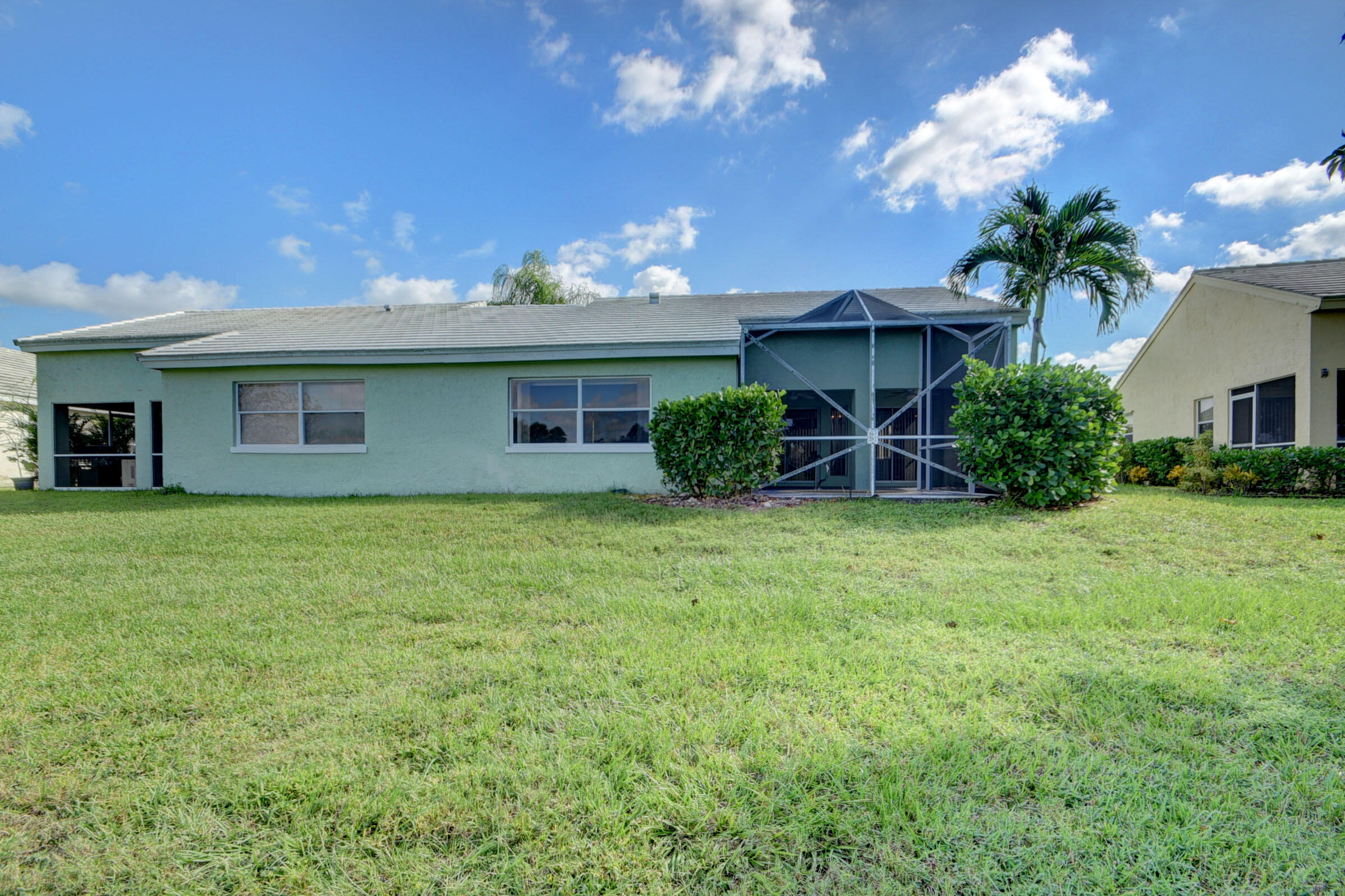 LAKEFIELD OF THE LANDINGS AT WELLINGTON 2B - Residential