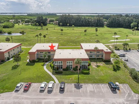 55 Woodland Drive Unit 206, Vero Beach, FL 32962 - MLS#: R11001460