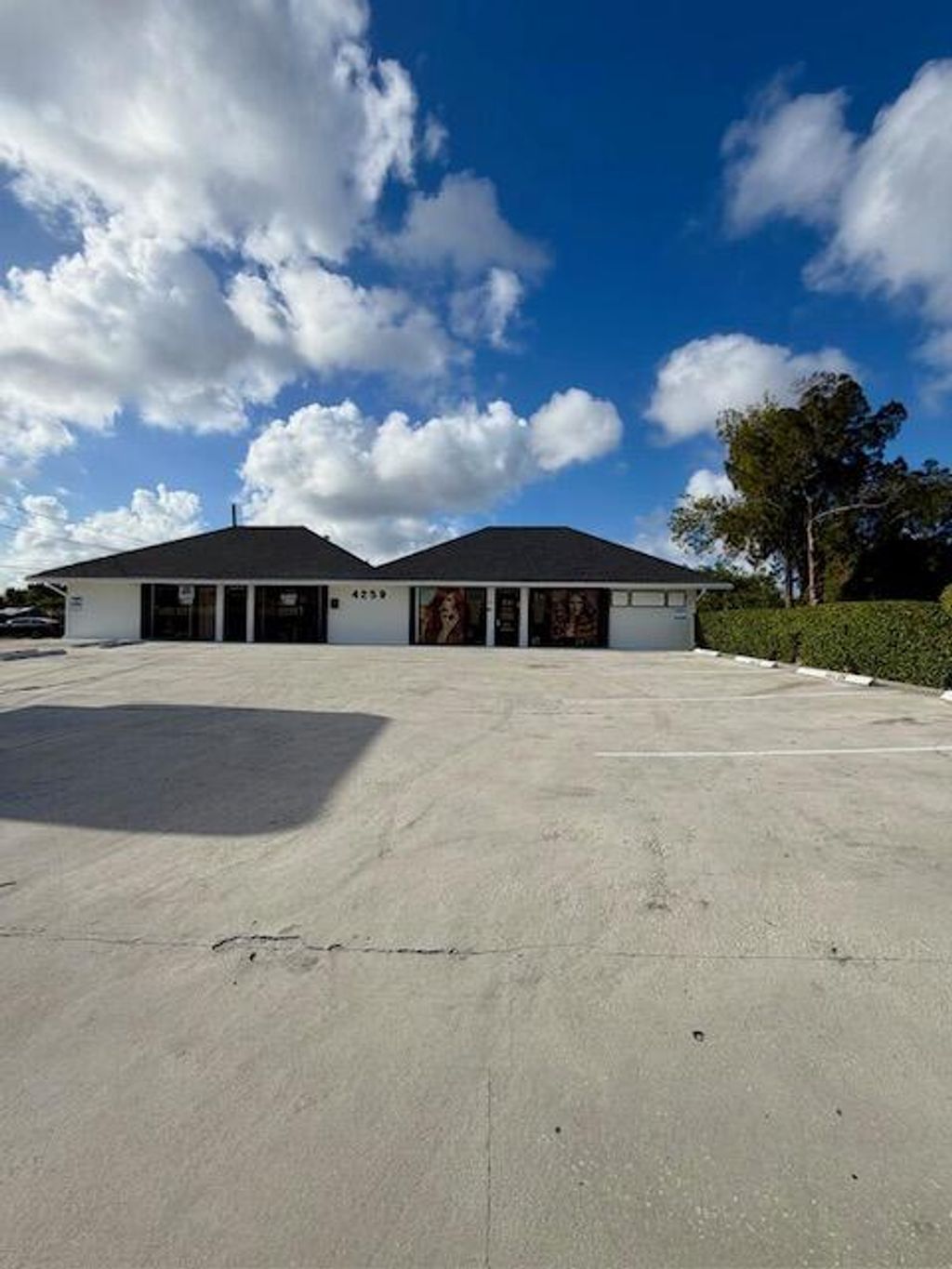 Photo of 4259 10th Avenue N, Lake Worth Beach, FL (MLS # B26032310)