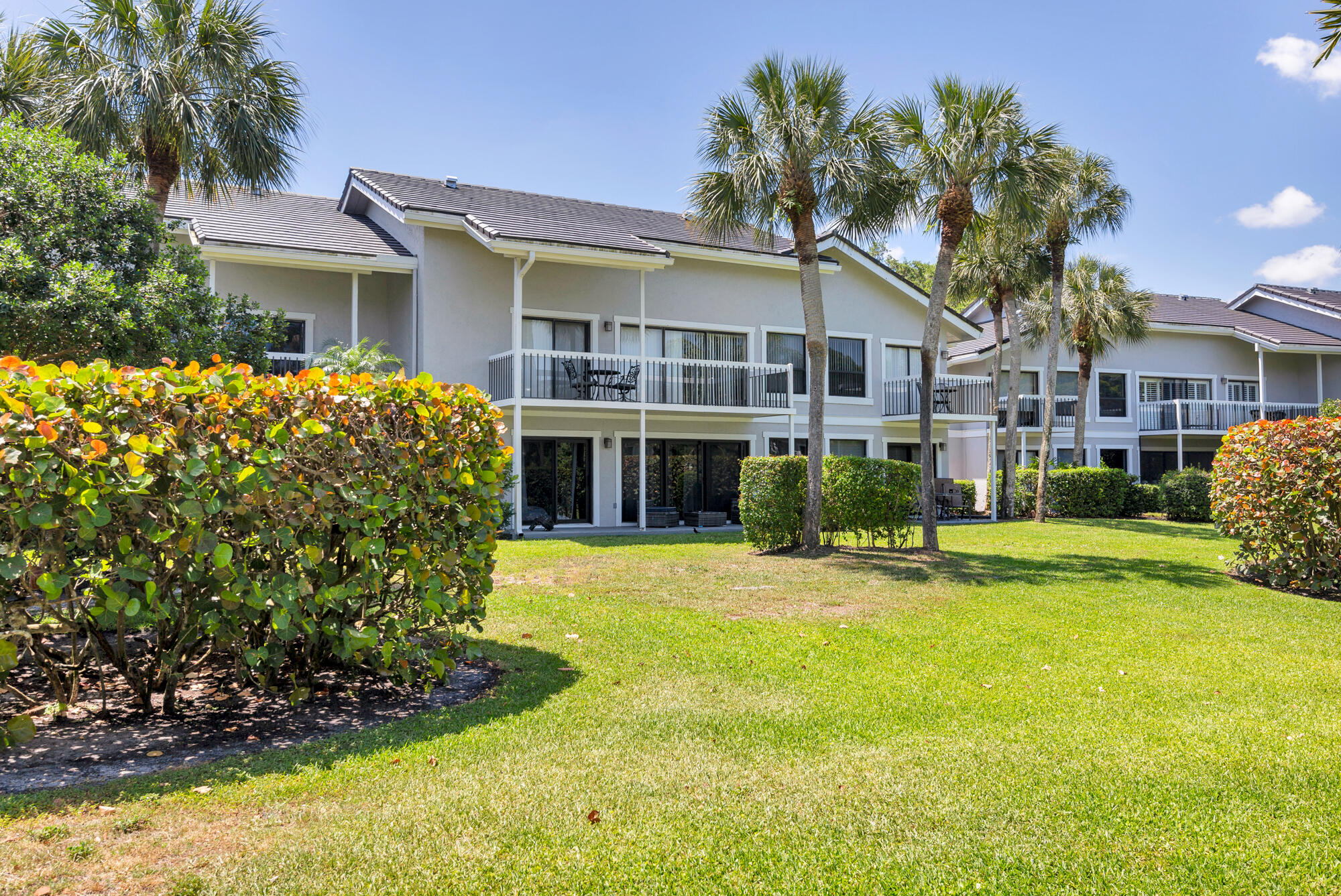 TENNIS LODGES 1 CONDO - Residential
