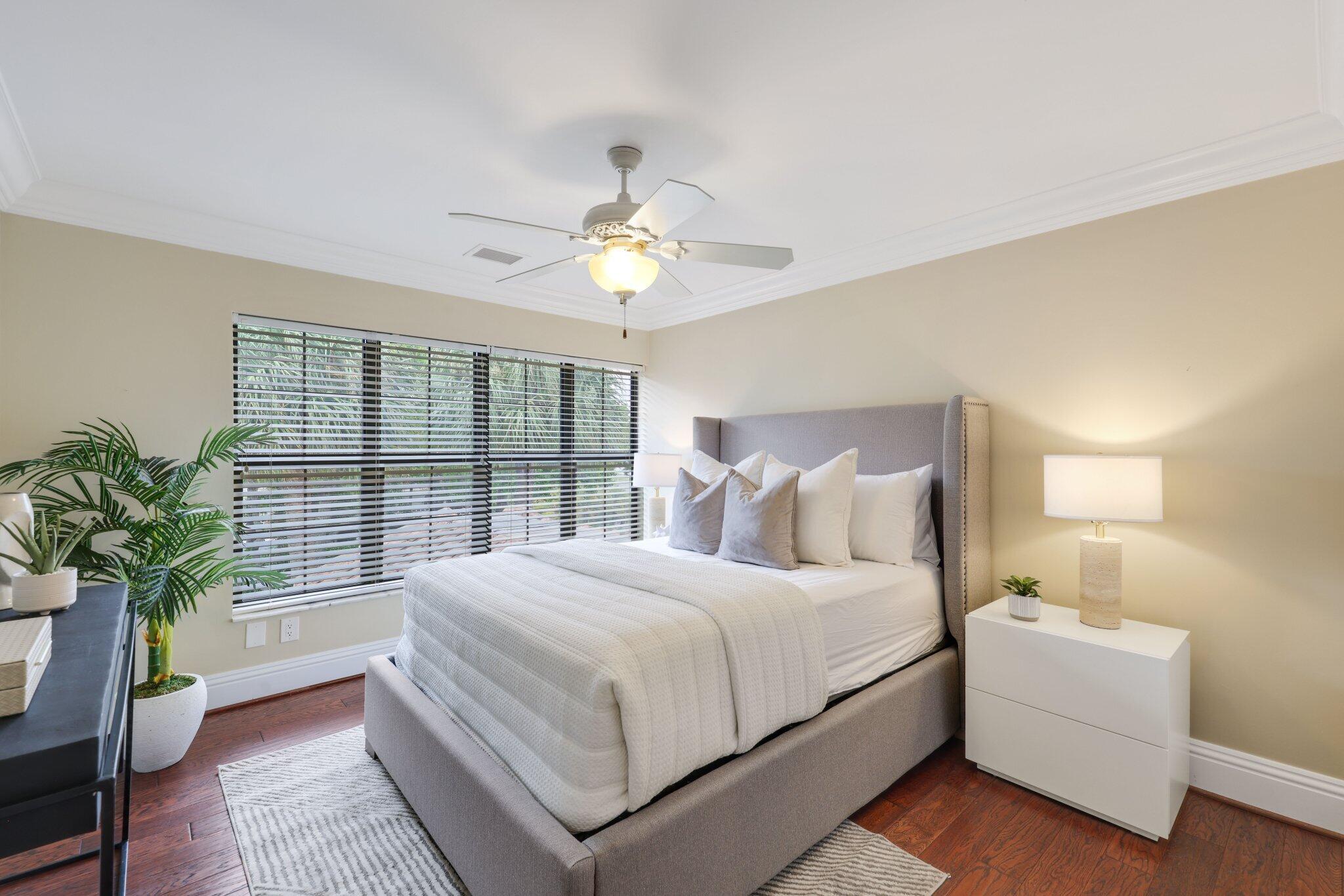 SEA RANCH CLUB OF BOCA II - Residential