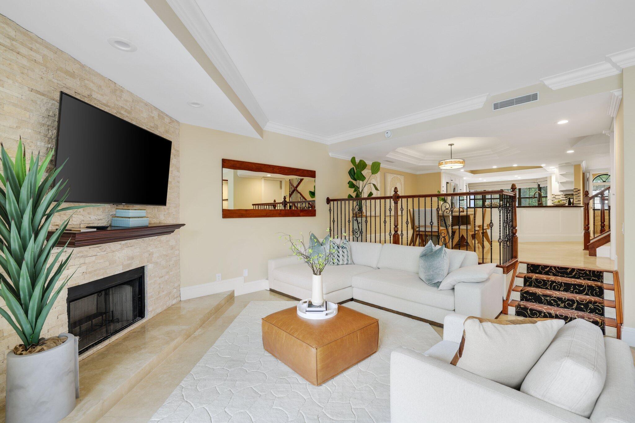 SEA RANCH CLUB OF BOCA II - Residential