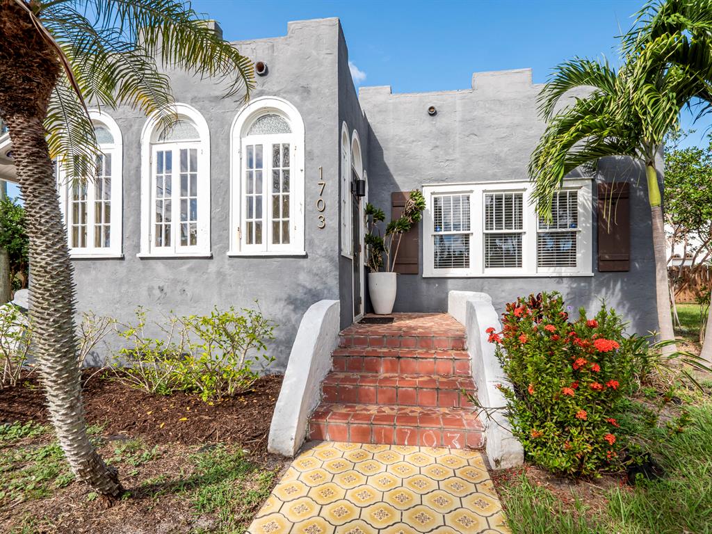 BLACKWELL PARK REV PL - Residential