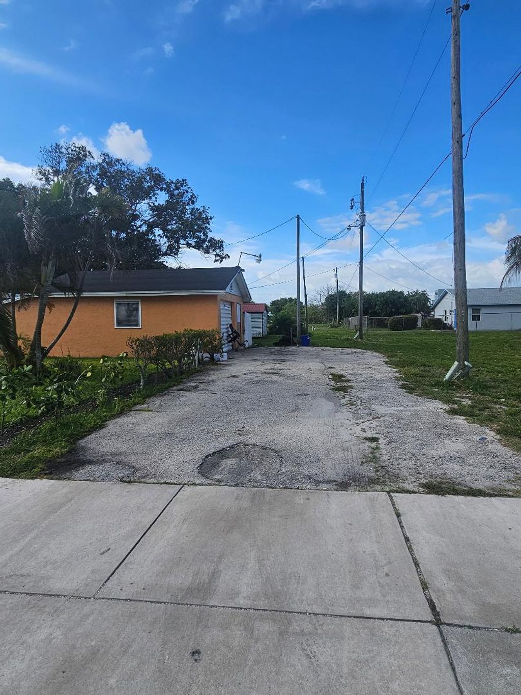 Photo of 800 NW 1st Street, Delray Beach, FL 33444 (MLS # B26016087)