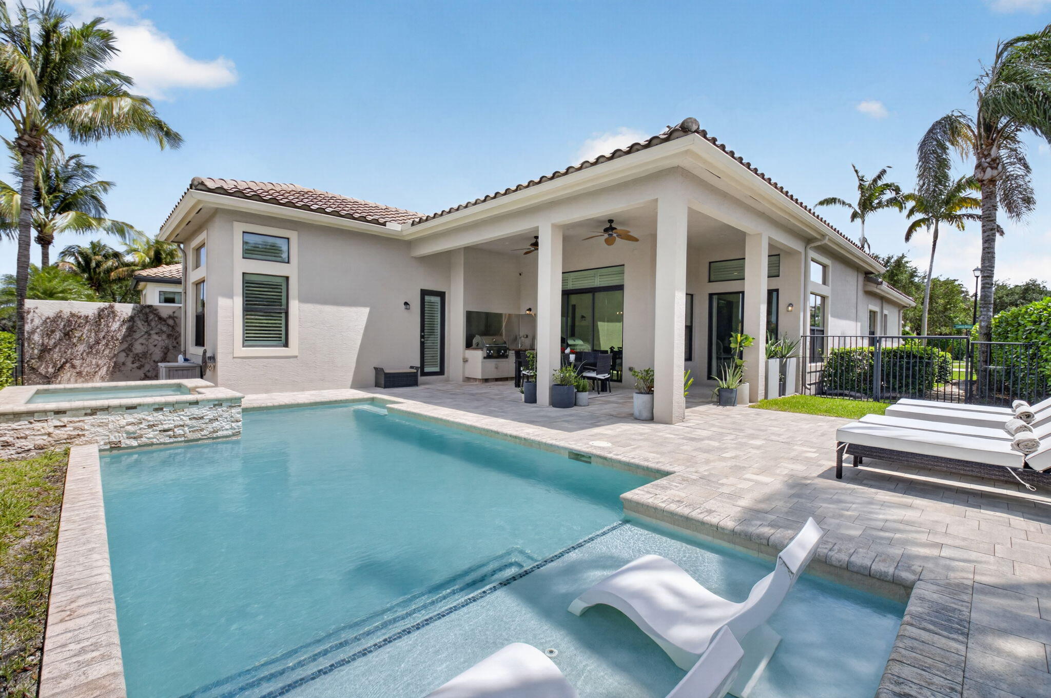 BRIDGES PL 8 - Residential