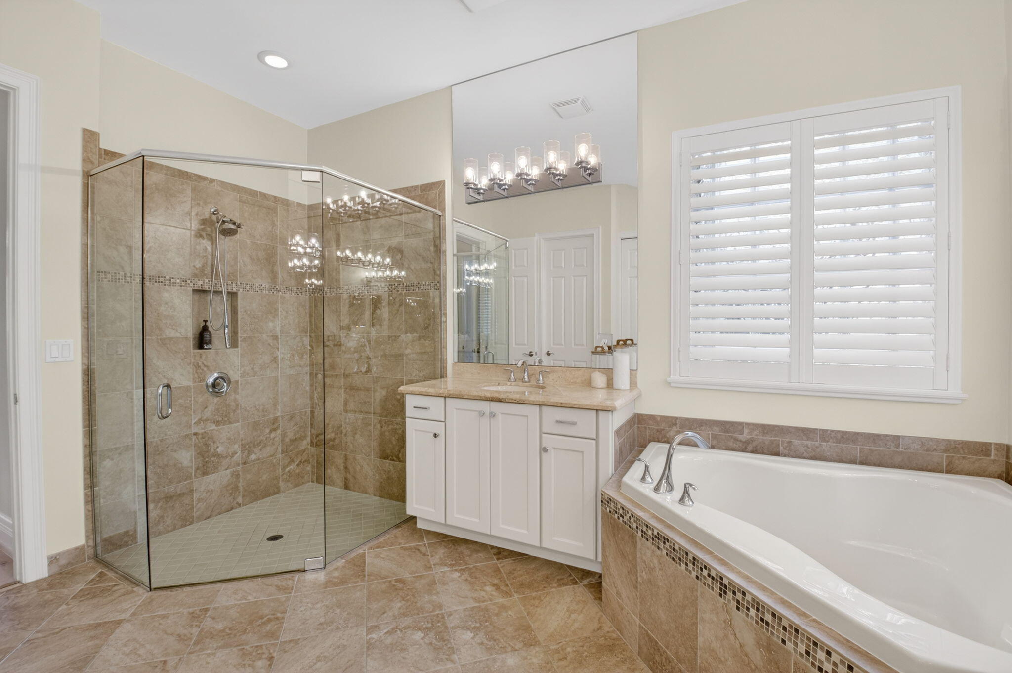 BRIDGES PL 8 - Residential