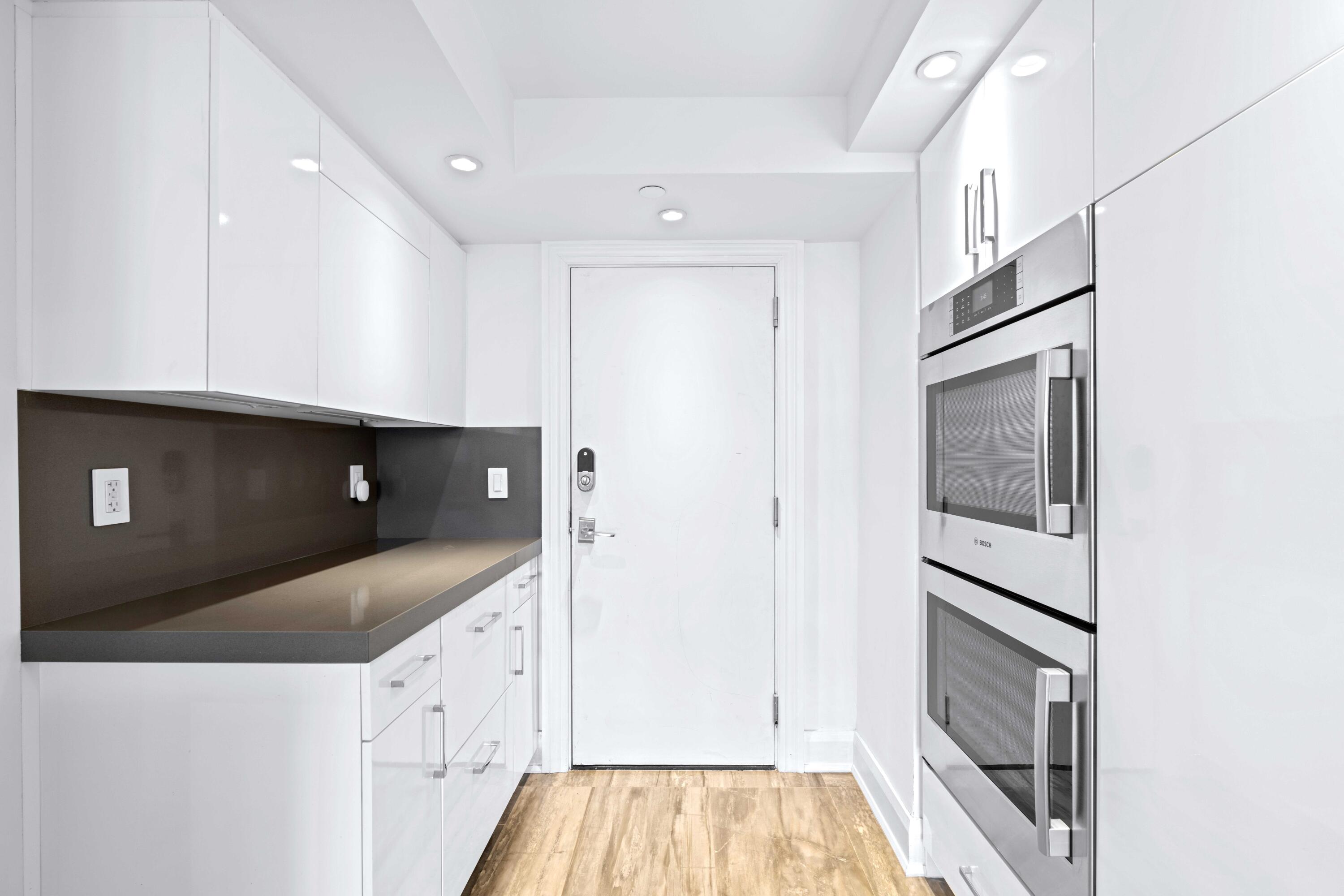 WATERVIEW TOWERS CONDO - Residential