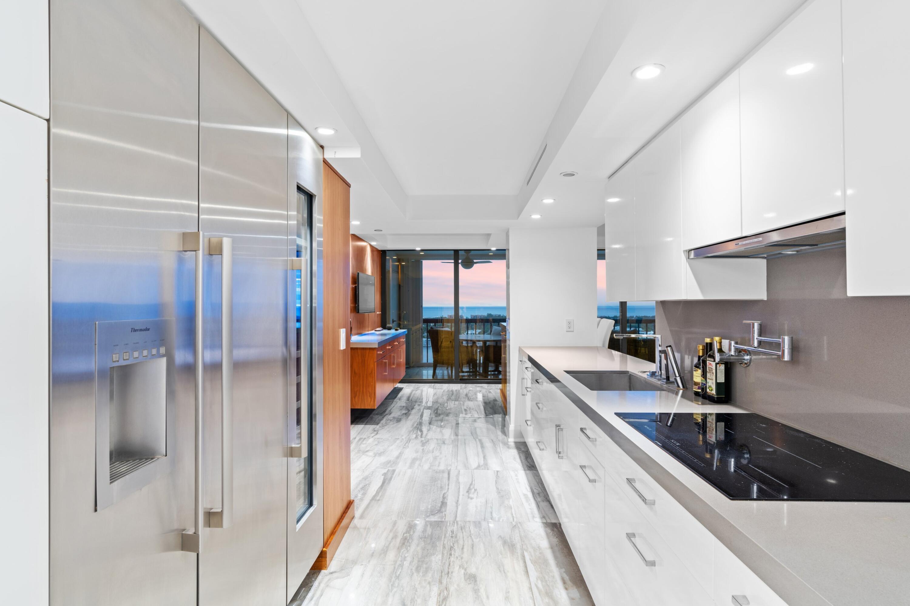 WATERVIEW TOWERS CONDO - Residential