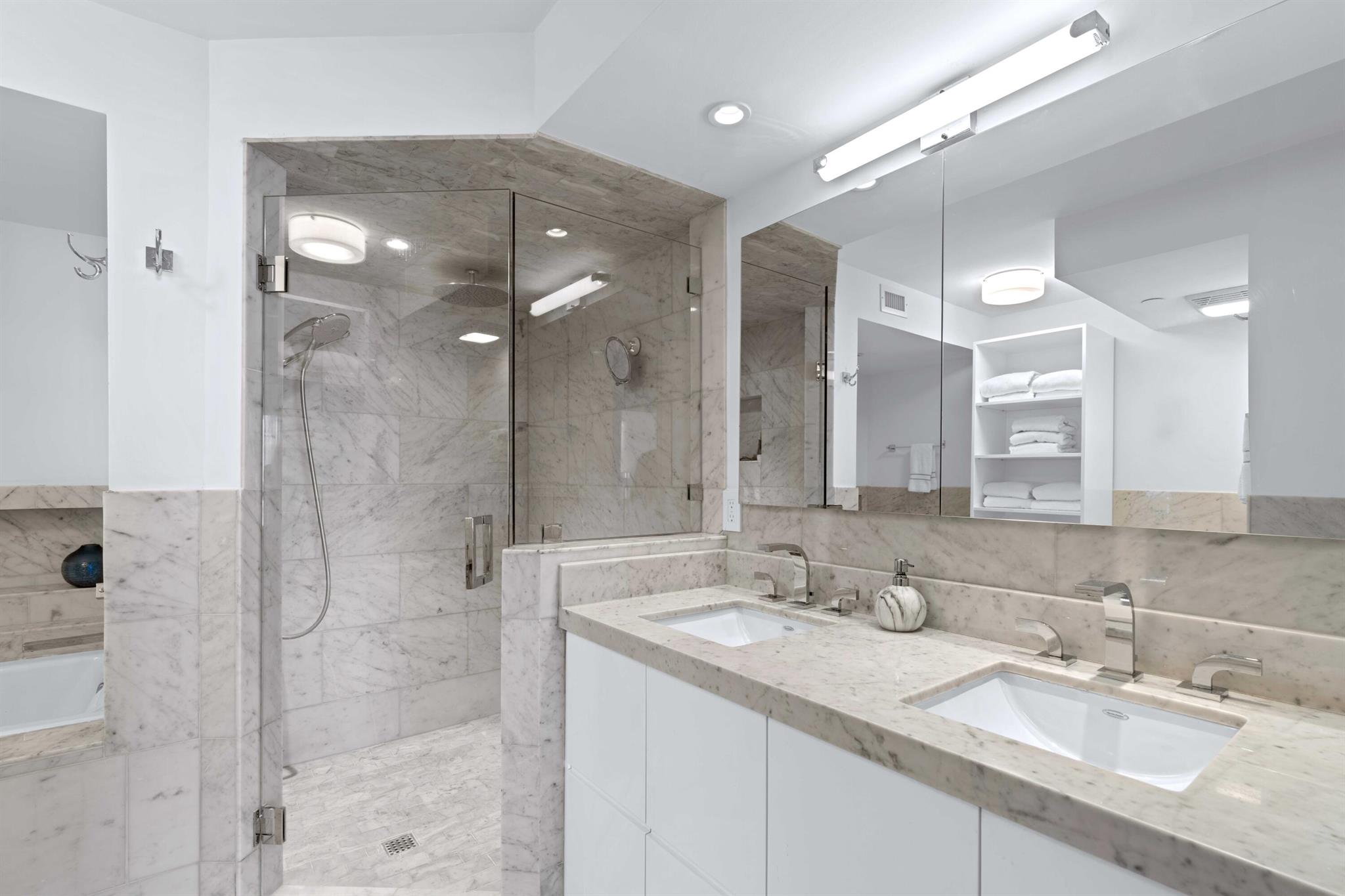 WATERVIEW TOWERS CONDO - Residential