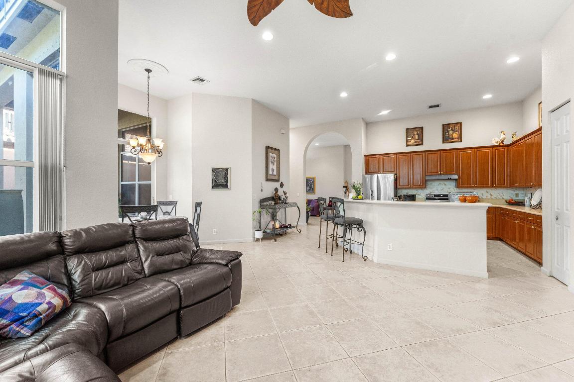 RENAISSANCE SEC 7 - Residential