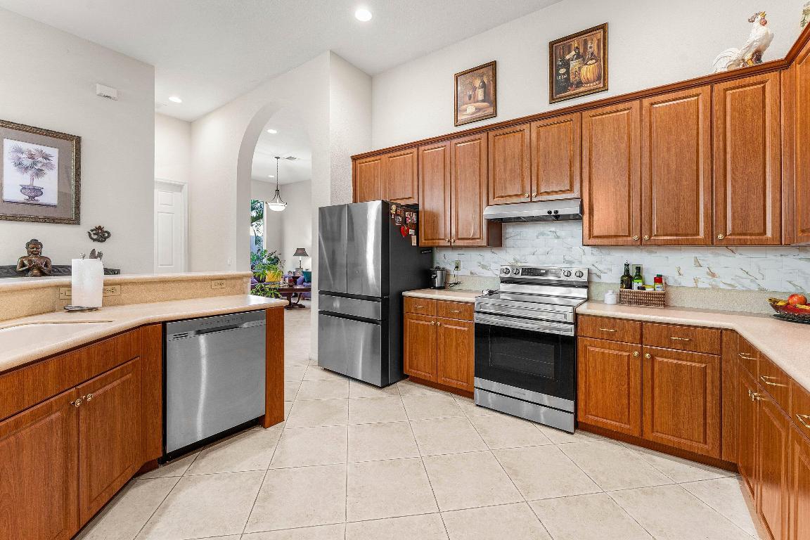 RENAISSANCE SEC 7 - Residential