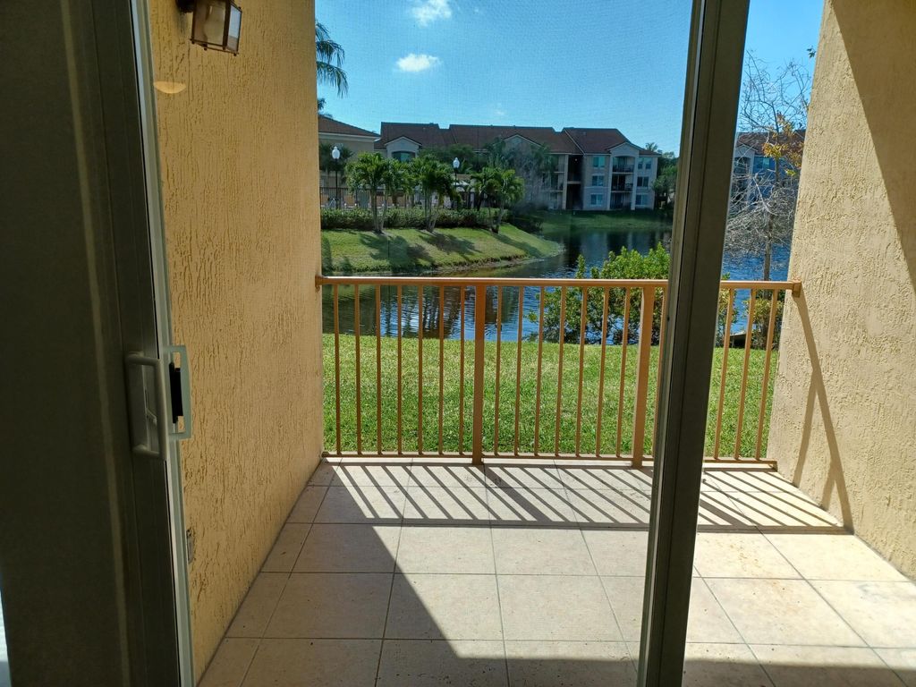 Photo of 408 Villa Circle, Boynton Beach, FL 33435 (MLS # R11010094)