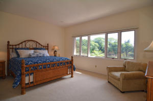 JUPITER HILLS VILLAGE - Residential