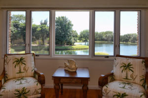 JUPITER HILLS VILLAGE - Residential