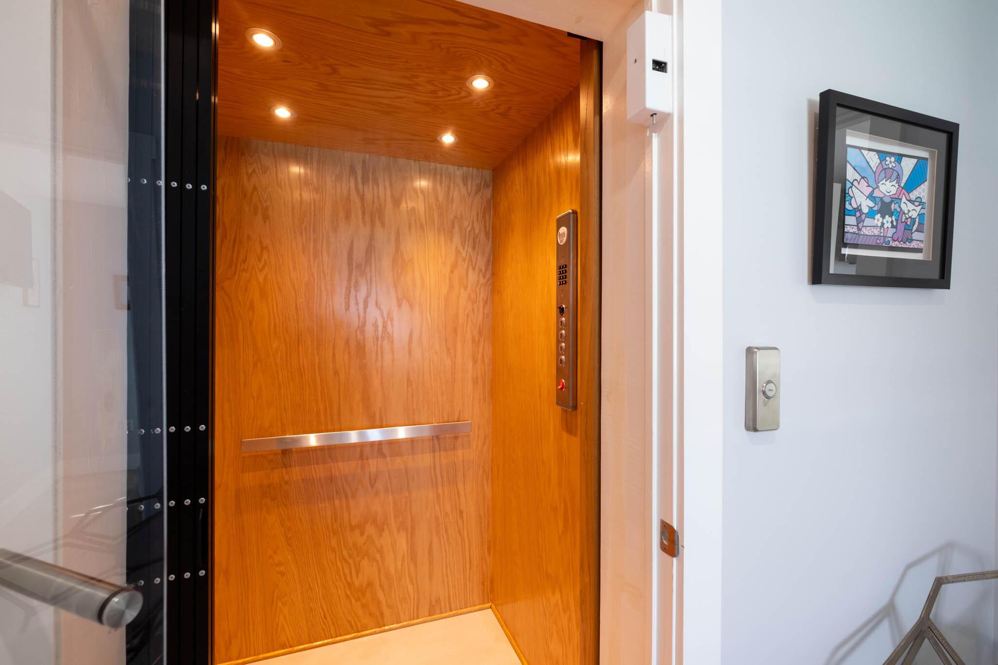 KEY LARGO OCEAN RESORT CO - Residential