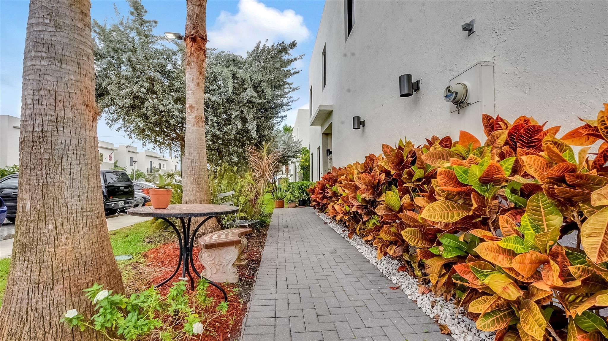 542 SW 91st Court 542