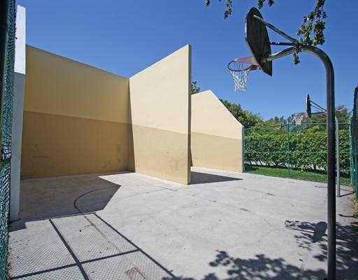 Reflections At Pembroke P - Residential Lease