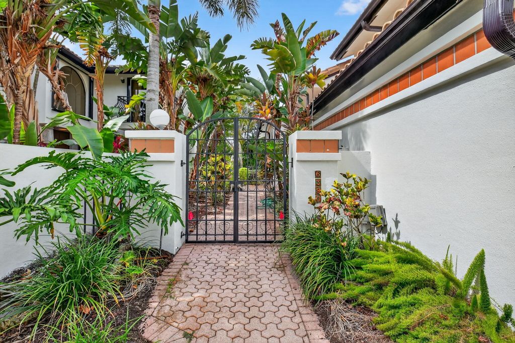 Photo of 6390 Via Rosa, Boca Raton, FL 33433 (MLS # R11104035)