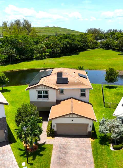 Tiny photo for 4329 Marina Way, Deerfield Beach, FL 33064 (MLS # B26054169)