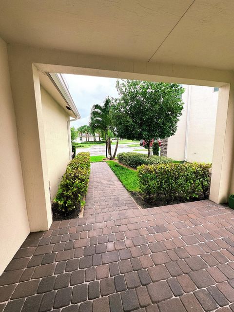 Tiny photo for 4329 Marina Way, Deerfield Beach, FL 33064 (MLS # B26054169)