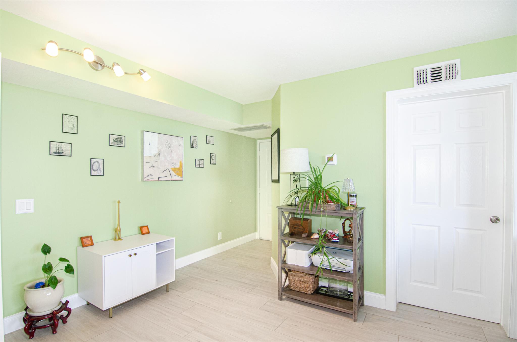 CLEAR LAKE CLUB CONDO - Residential