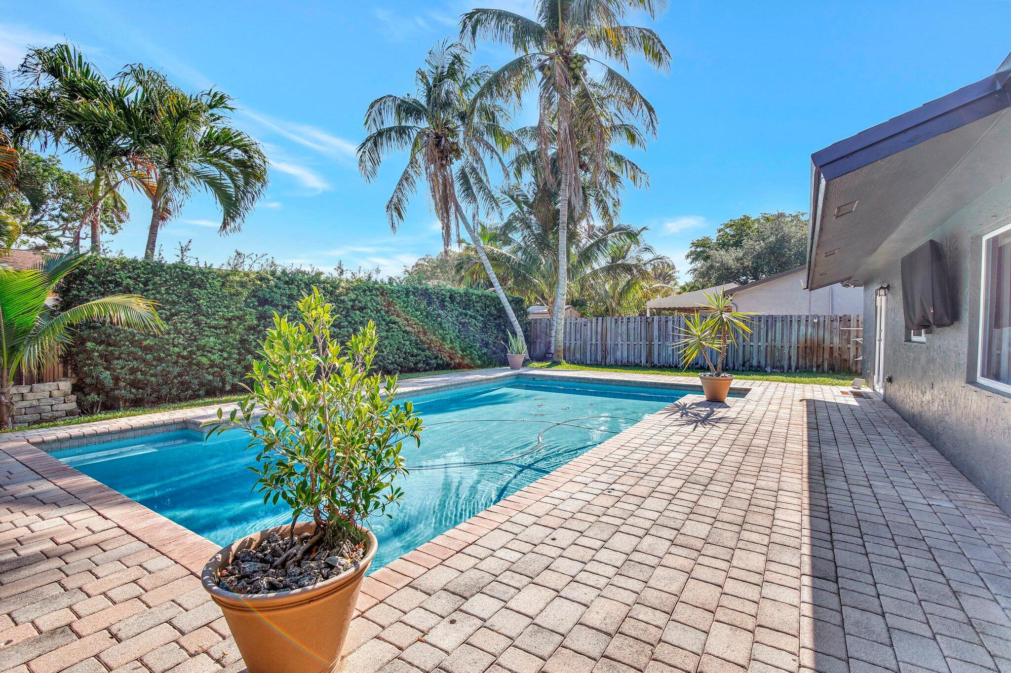 11536 SW 55th Court