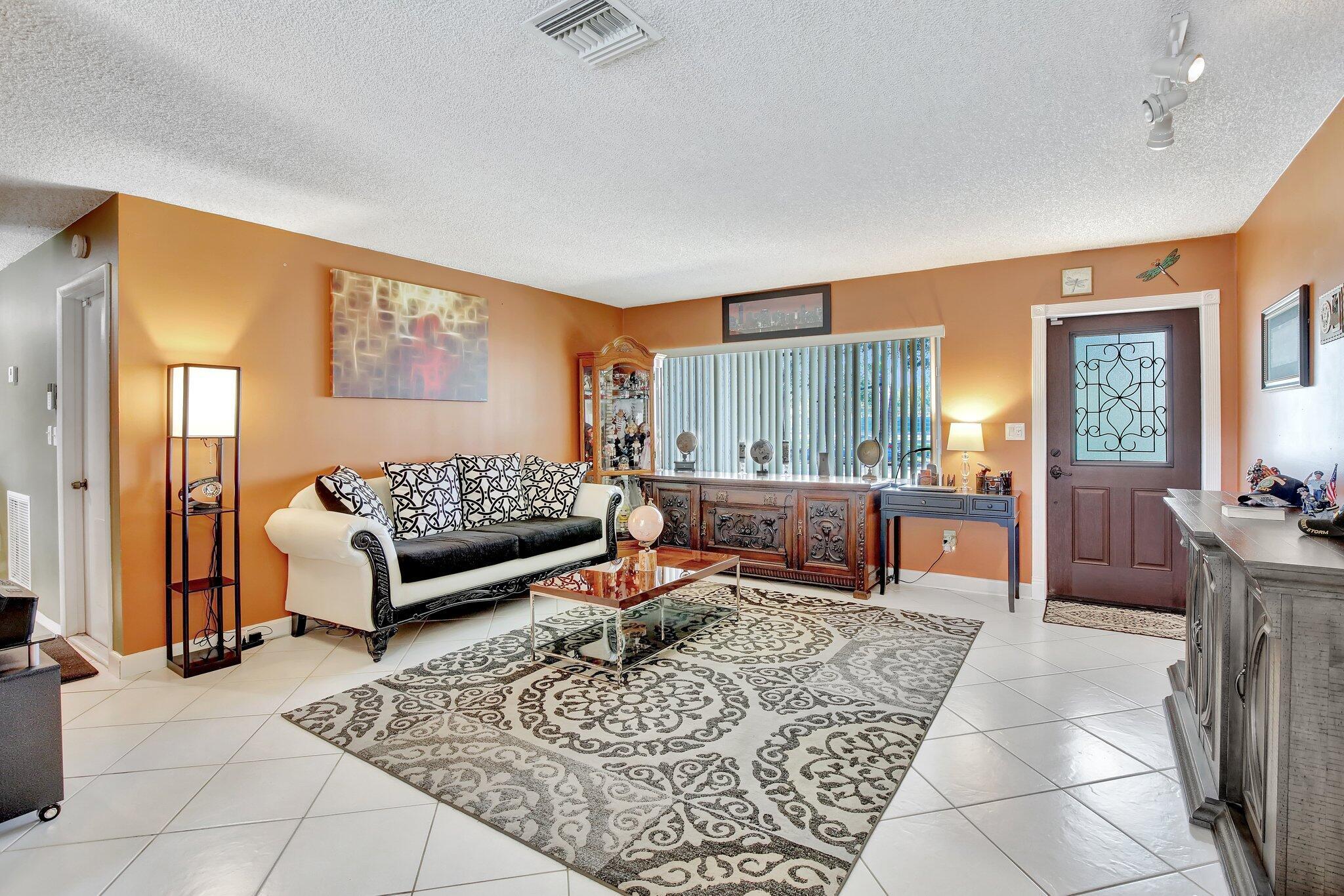 11536 SW 55th Court
