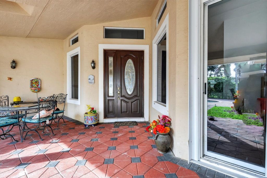 Photo of 12937 Cocoa Pine Drive, Boynton Beach, FL 33436 (MLS # R11150441)