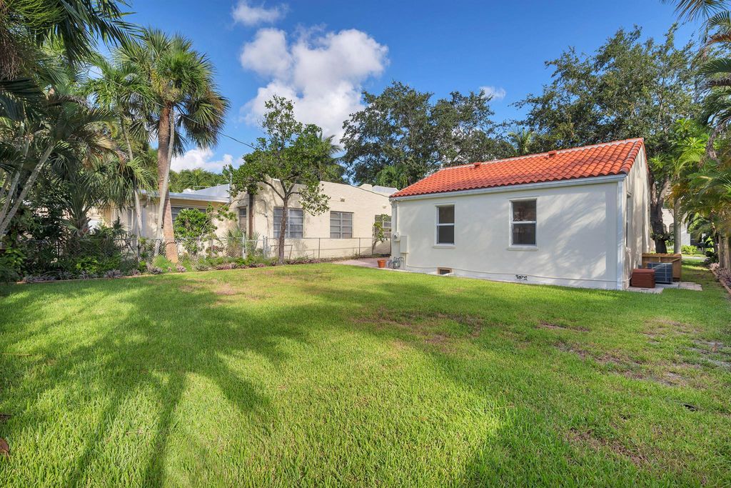 Photo of 608 Sunset Road, West Palm Beach, FL 33401 (MLS # R11099973)