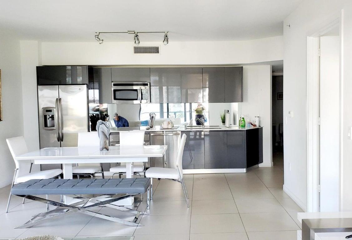 31 SE 6th Street 602