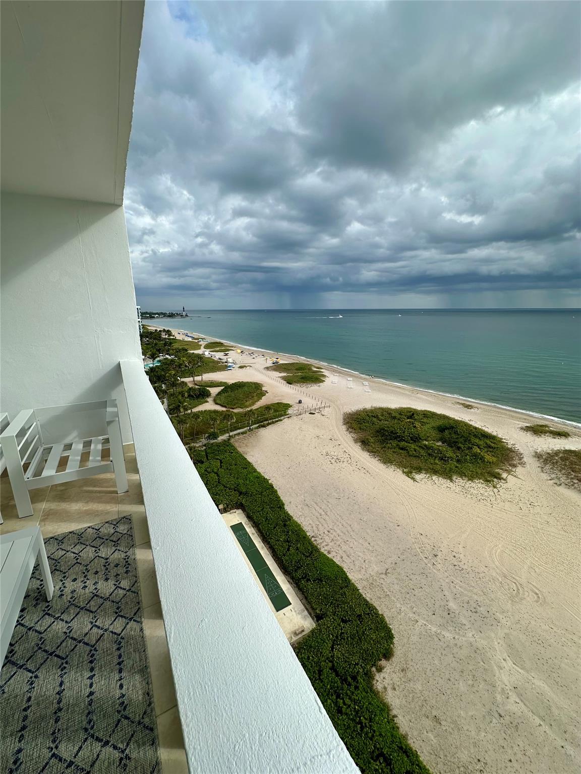 Century Plaza Condo - Residential Lease