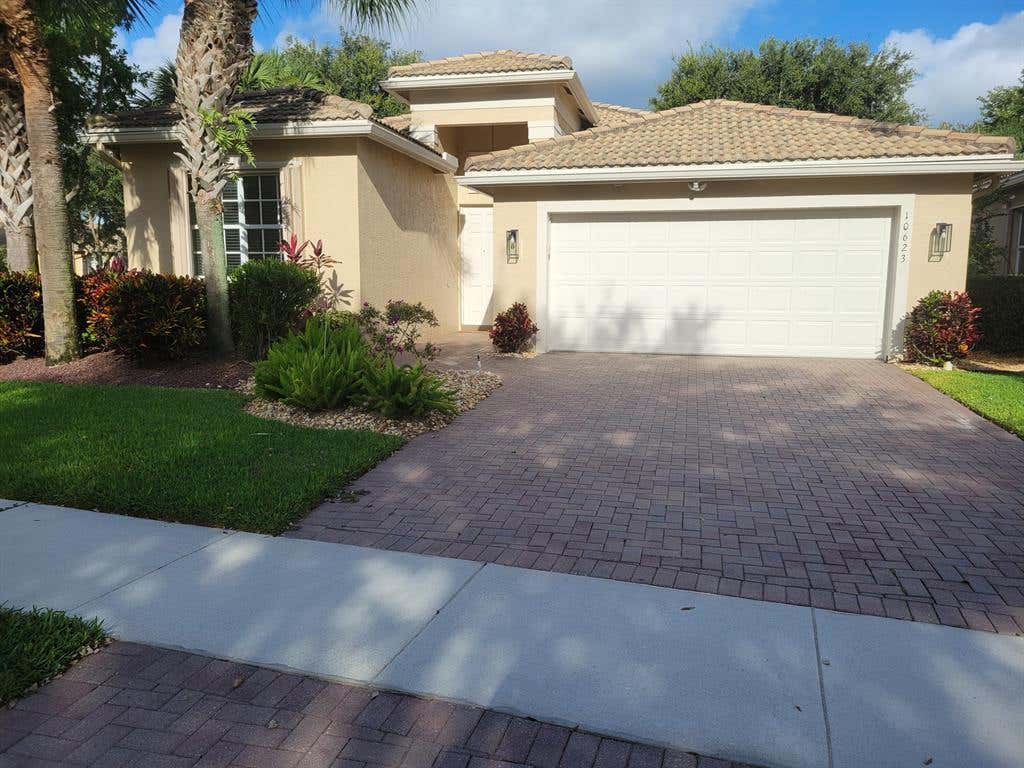 Photo of 10623 Conway Trail, Boynton Beach, FL 33437 (MLS # R10720982)