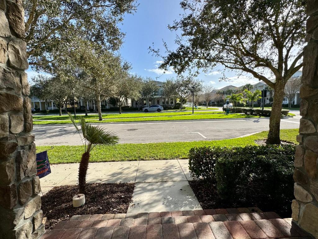 WINDSOR PARK AT ABACOA PL - Residential Lease