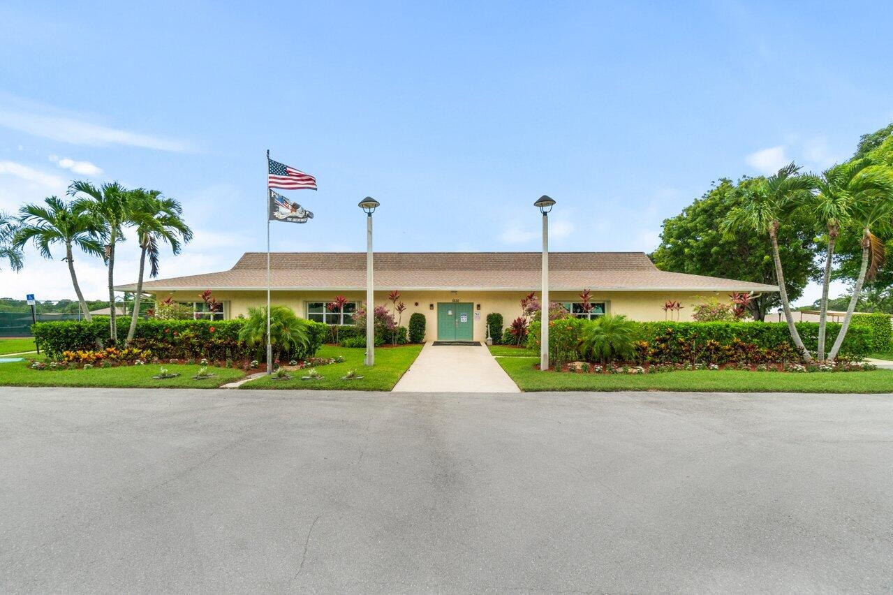 HIGH POINT OF DELRAY SEC 4 - Residential