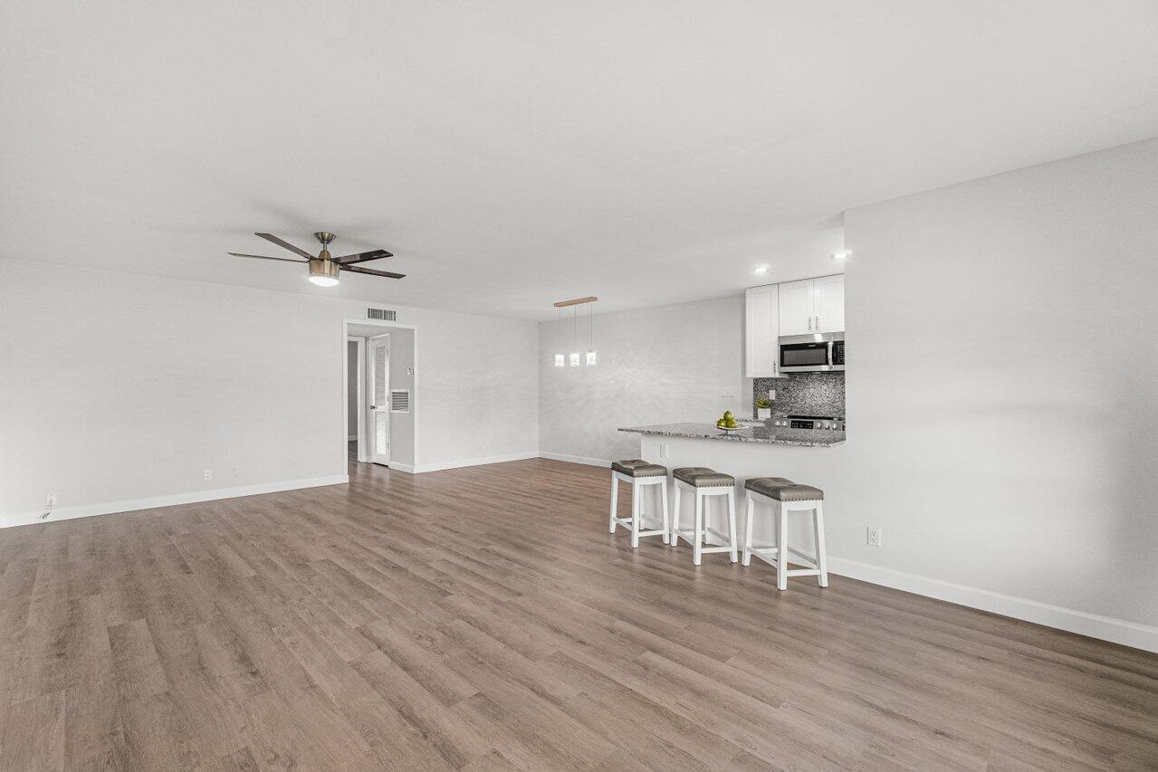 HIGH POINT OF DELRAY SEC 4 - Residential