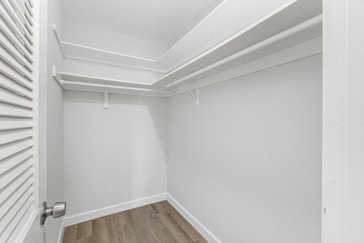 HIGH POINT OF DELRAY SEC 4 - Residential