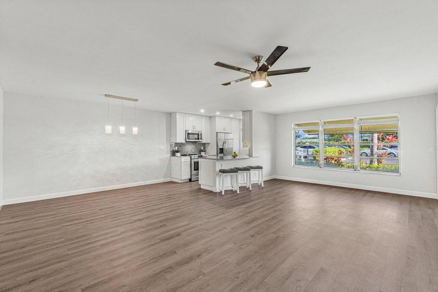 COME SEE THIS COMPLETELY REMODELED VERY SPACIOUS 1 BEDROOM, 1.5 BATH VILLA IN THE HEART OF AMAZING DELRAY BEACH!   THE KITCHEN HAS BEEN OPENED FOR THE OPEN CONCEPT FEELING AND FEATURES GRANITE COUNTERTOPS, WHITE SHAKER CABINETS & BRAND NEW STAINLESS STEEL APPLIANCES!  THE FLOORING IS ''DRIFTWOOD LOOK'' LUXURY VINYL THROUGHOUT.   THE CUTE POWDER ROOM (half bath) FOR GUESTS HAS NEW GREY VANITY w/ GREY & WHITE QUARTZ COUNTERTOPS.  THE VERY SPACIOUS MASTER BEDROOM HAS TWO HUGE WALK-IN CLOSETS. THE MASTER BATH HAS A PRETTY GREY VANITY & A GORGEOUS PORCELAIN ''CARRARA LOOK'' SHOWER!  HIGH POINT IS A NICELY MAINTAINED COMMUNITY OF VILLAS w/ LOTS OF BEAUTIFUL TREES & LOVELY LANDSCAPING. VERY CLOSE TO DOWNTOWN DELRAY w/ AMAZING RESTAURANTS, ART GALLERIES & BOUTIQUES AND 3 MILES TO THE BEACH!!