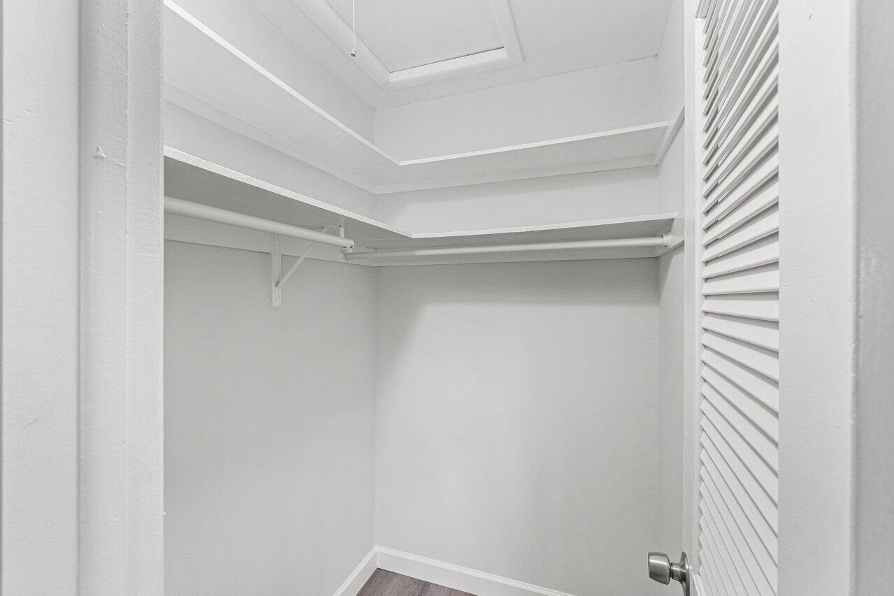 HIGH POINT OF DELRAY SEC 4 - Residential