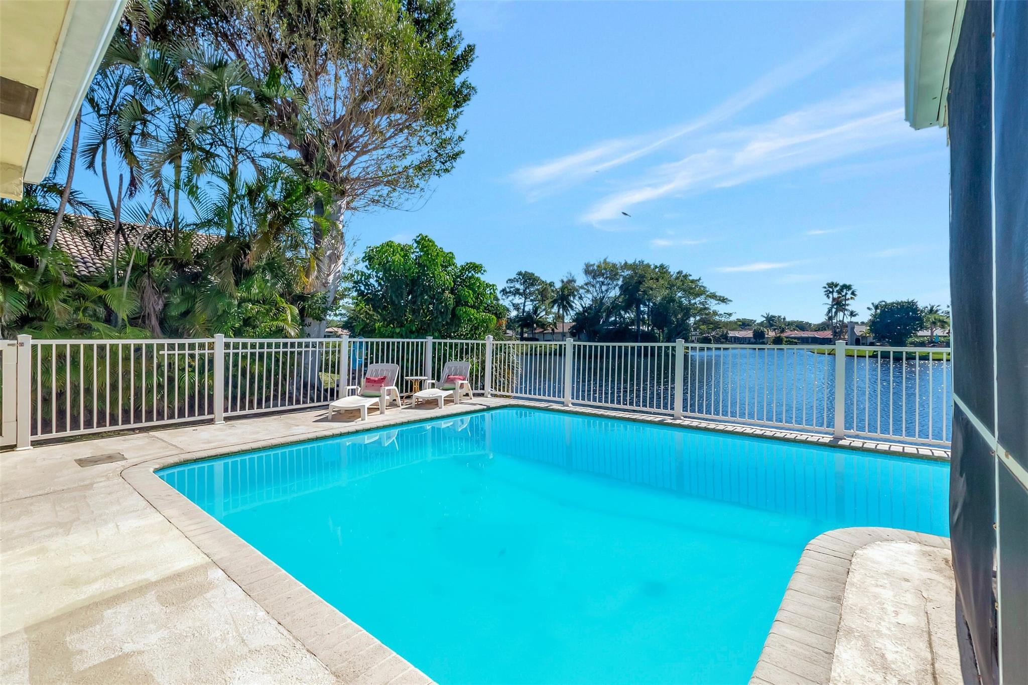 GOLF ESTATES - Residential