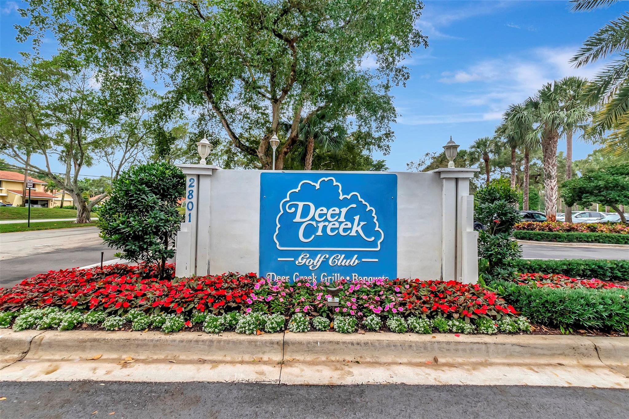 GOLF ESTATES - Residential