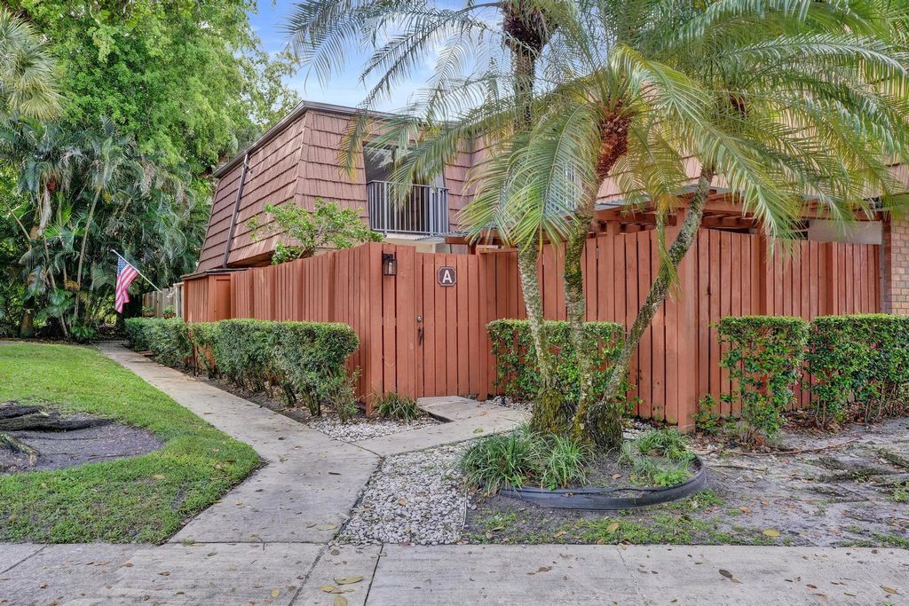 Photo of 9111 SW 20th Street #A, Davie, FL 33324 (MLS # B26010736)