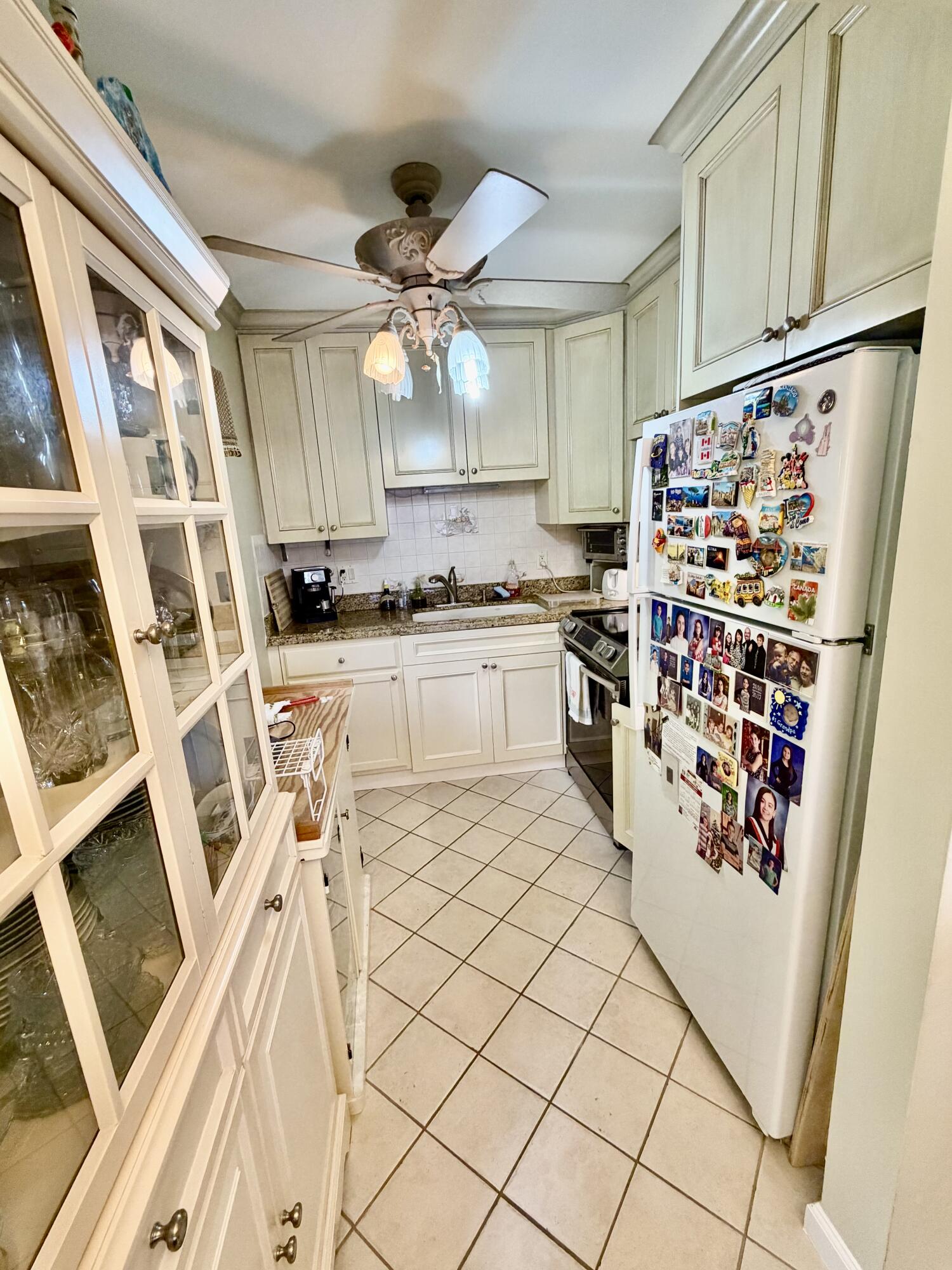 3402 Cynthia Lane 218