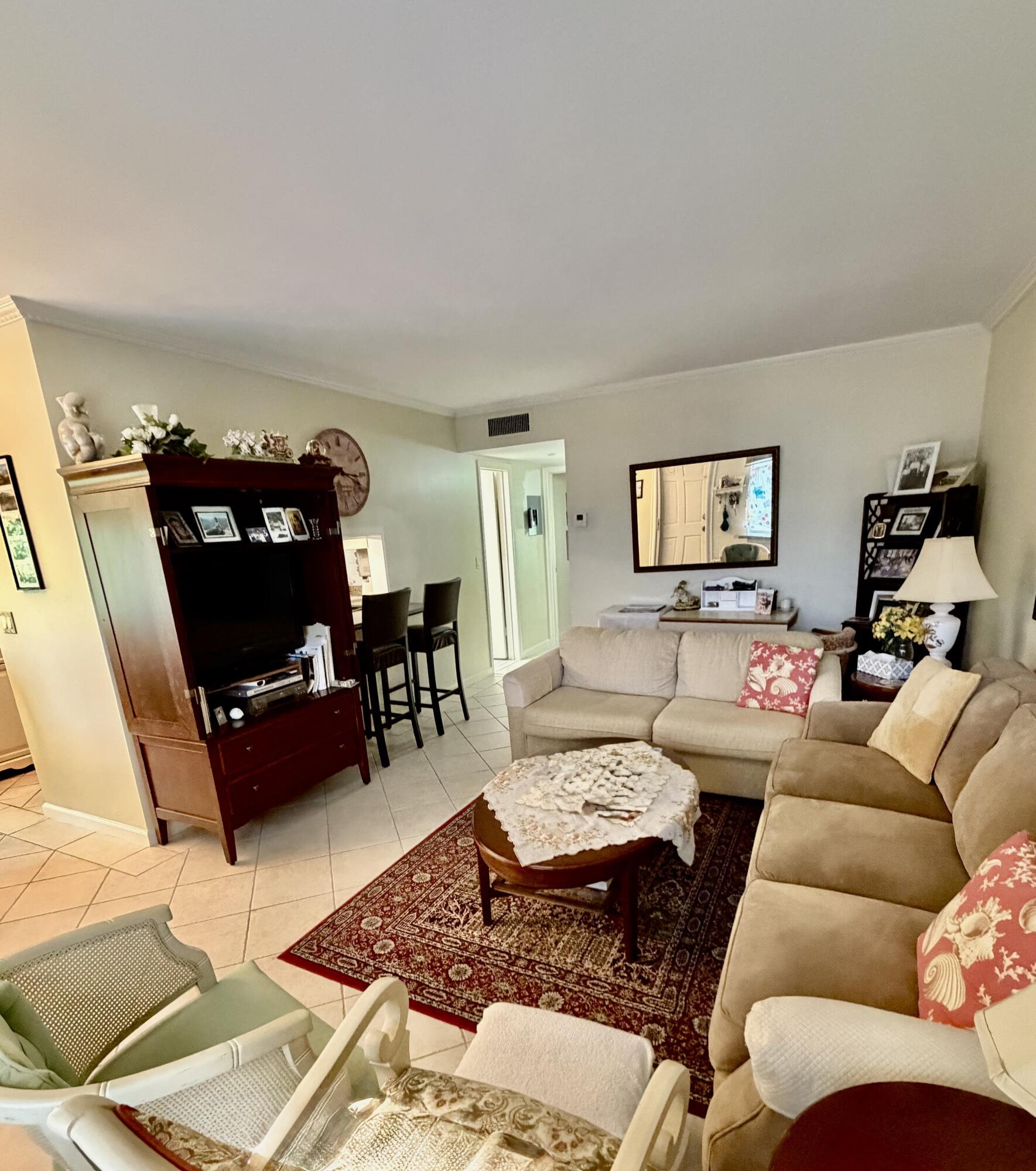 3402 Cynthia Lane 218