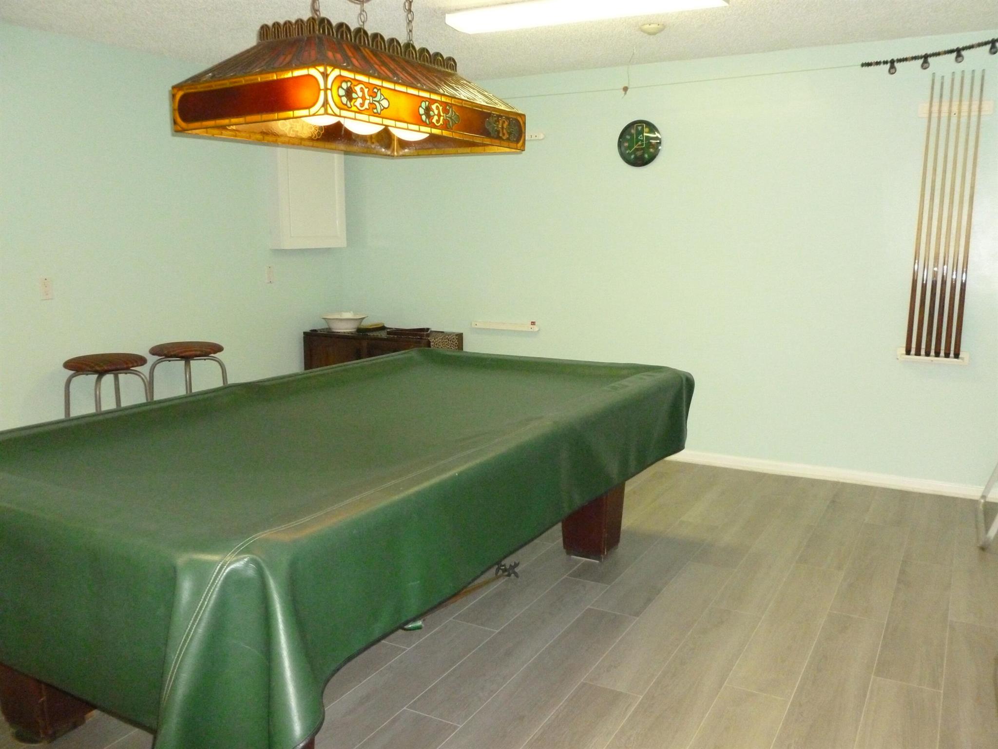 LITTLE CLUB CONDO - Residential