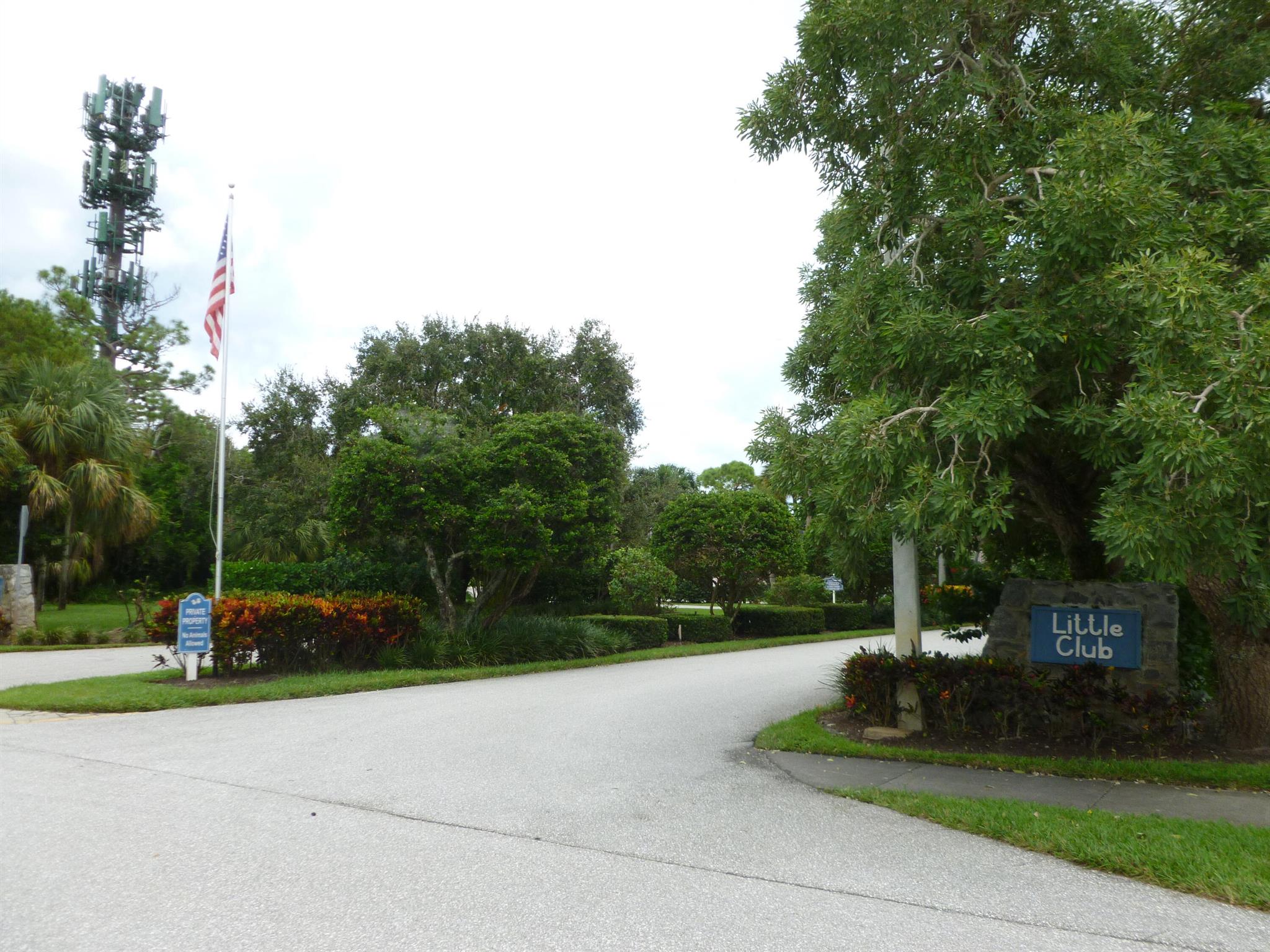 LITTLE CLUB CONDO - Residential