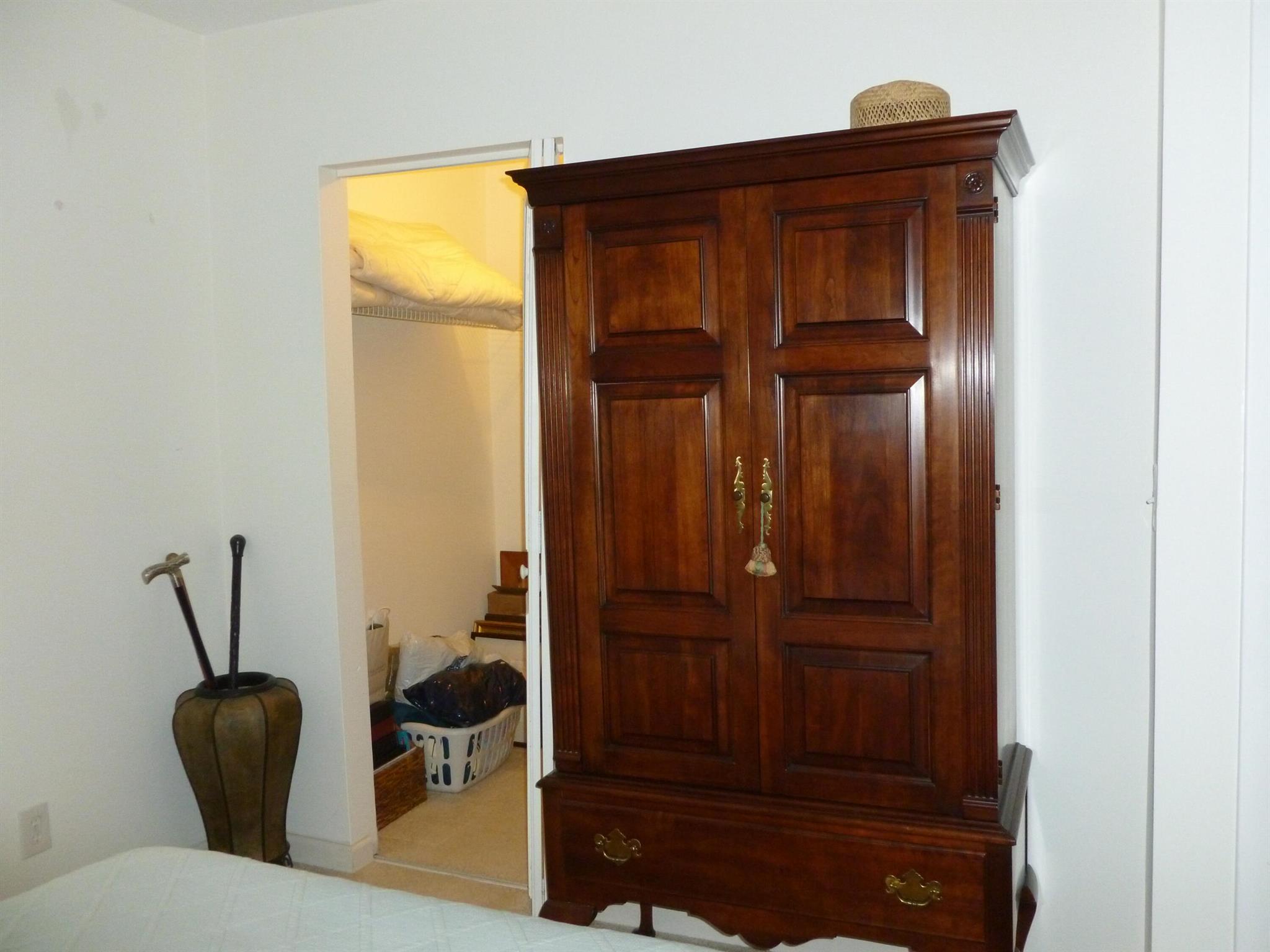 LITTLE CLUB CONDO - Residential