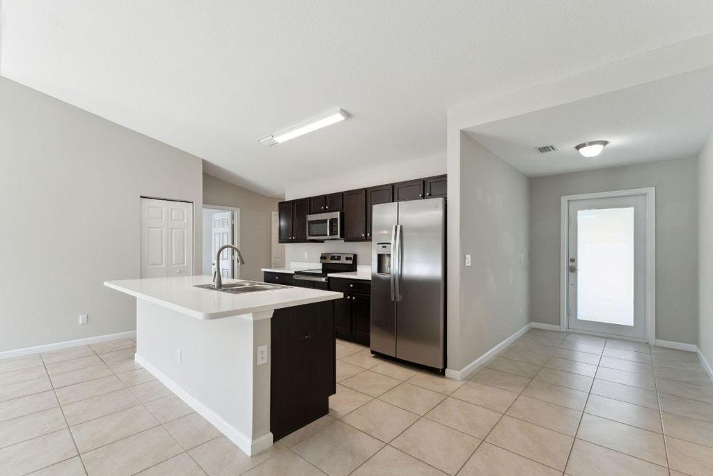 Photo of 1698 SW La Gorce Avenue, Port Saint Lucie, FL 34953 (MLS # R10959858)