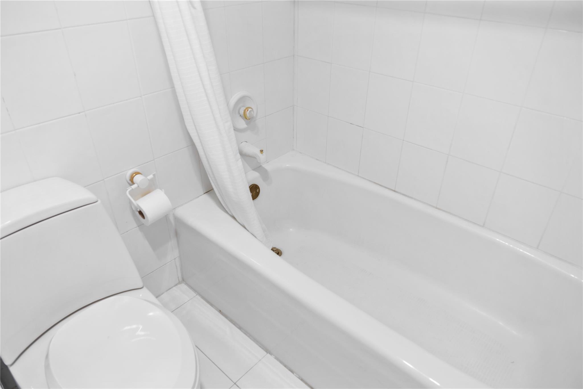 WATERVIEW CONDO - Residential